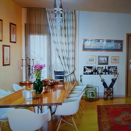 Apartment The Spacious And Bright Penthouse With 4 Bdr Athens